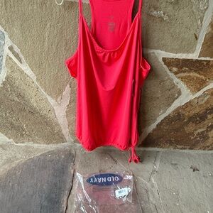 NWT Old Navy Active Women's Vibrant Pink athletic tank top